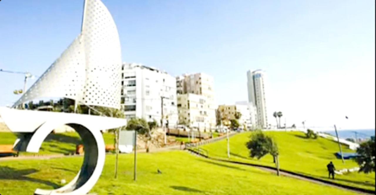 Apart Hotel Tlv/Bat Yam Beach Front 1207 Exterior foto